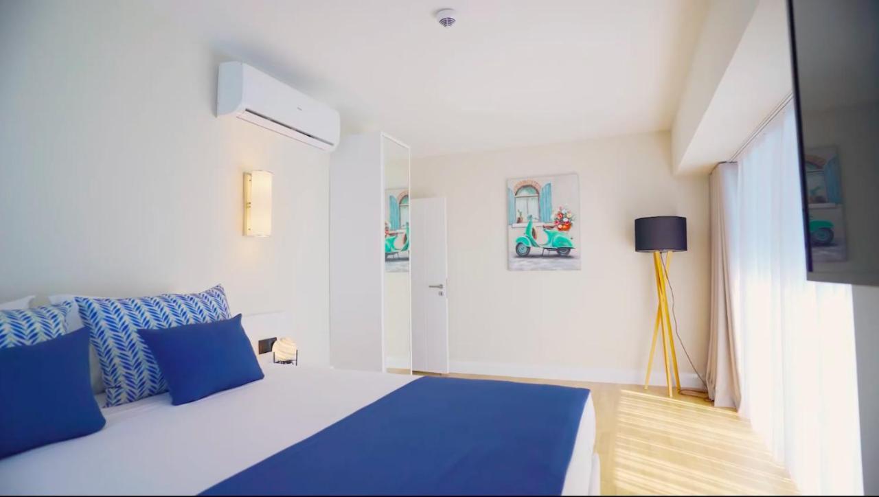Aparthotel For Batumi Orbi City Esterno foto