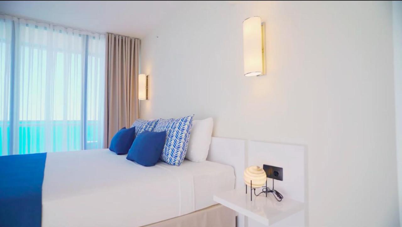Aparthotel For Batumi Orbi City Esterno foto