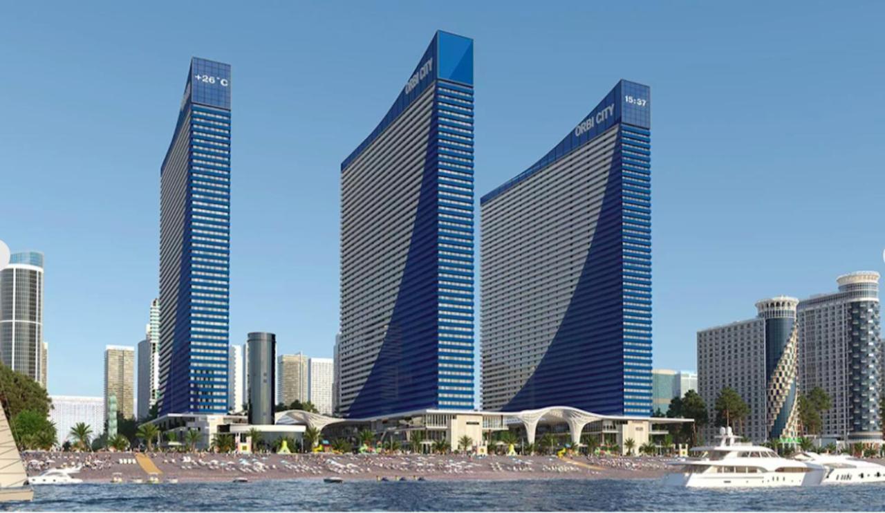 Aparthotel For Batumi Orbi City Esterno foto
